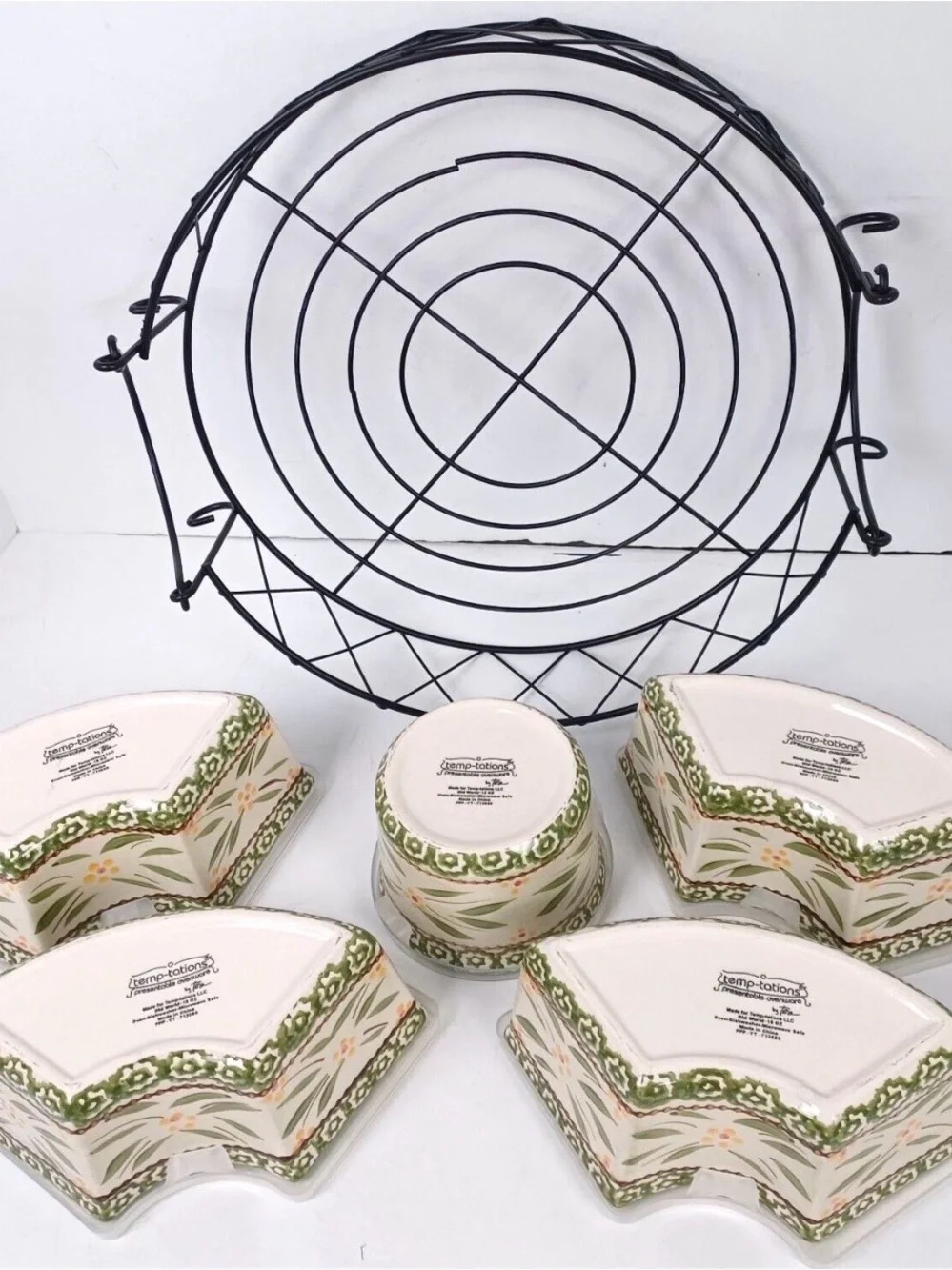 14 Pc TEMP-TATIONS Old World Green By Tara Serving Set Dream! With Lids & Basket